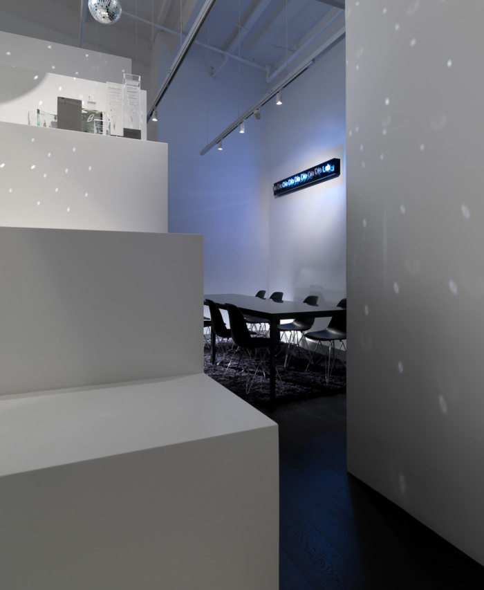 4.3.5_Ministry_of_Design_Office6