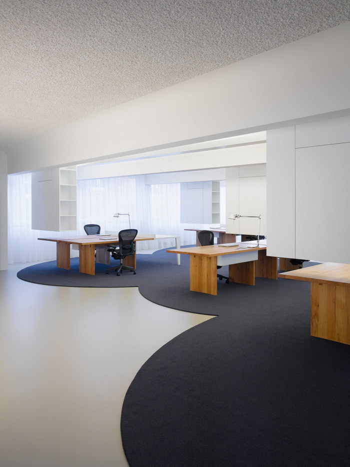 p 413_bruce_b-31_press