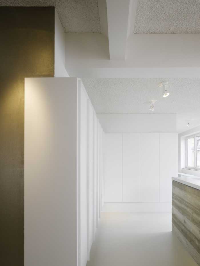 p 413_bruce_b-53_press