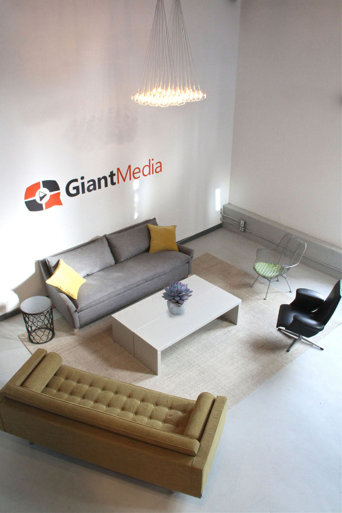 Giant-Media-10