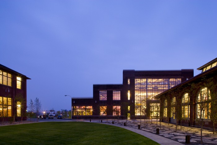 Meyer Scherer & Rockcastle- Urban Outfitters Headquarters Meyer Scherer & Rockcastle- Urban Outfitters Headquarters
